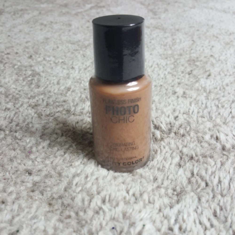 Foundation (Tan) - Picture 2 of 2